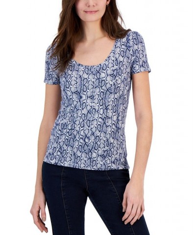 Women's Scoop-Neck T-Shirt Blue $11.57 Tops