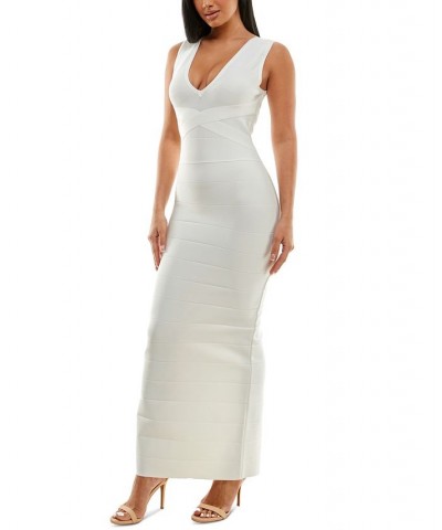 Bandage-Textured V-Neck Evening Gown Ivory/Cream $61.16 Dresses